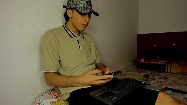 HeellBoy  online show from 02/24/26, 08:48