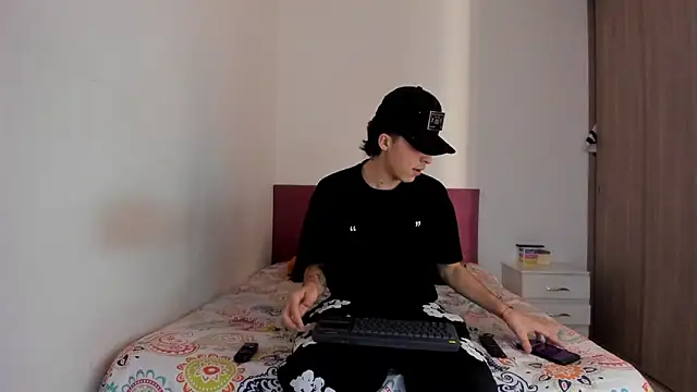 HeellBoy  online show from 02/28/26, 12:38