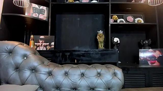 HeellBoy  online show from 10/30/25, 09:01