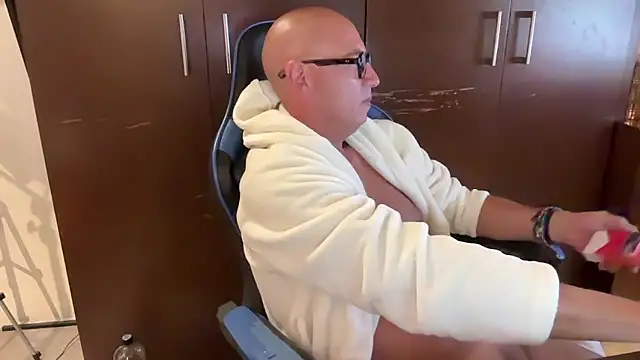 alanan881 online show from 01/08/26, 01:11