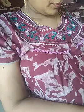 Snapshot of samitasharma chatting on 05/16/26, 08:02 samitasharma online show from 05/16/26, 08:02