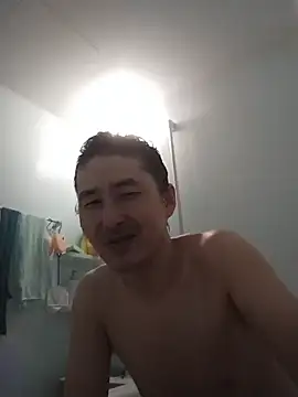 Snapshot of ikkakusai11 chatting on 12/20/25, 02:20 ikkakusai11 online show from 12/20/25, 02:20