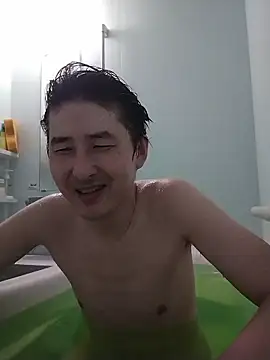 Snapshot of ikkakusai11 chatting on 12/21/25, 04:19 ikkakusai11 online show from 12/21/25, 04:19