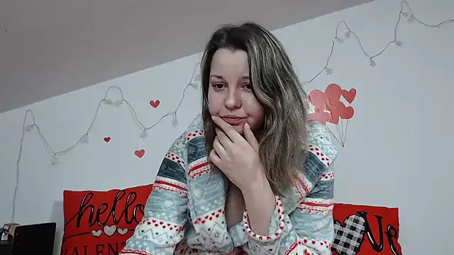 Snapshot of SweetMaddy888 chatting on 02/14/25, 06:08 SweetMaddy888 online show from 02/14/25, 06:08