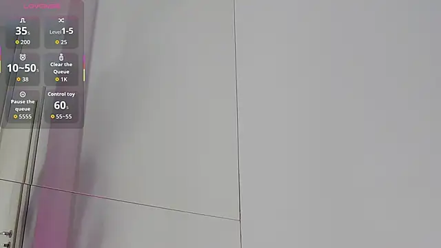 Snapshot of CelineMeyerr chatting on 11/29/25, 05:51 CelineMeyerr online show from 11/29/25, 05:51