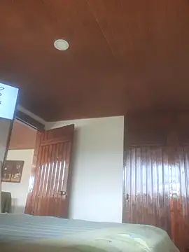 Snapshot of gigolopez1 chatting on 01/23/25, 04:15 gigolopez1 online show from 01/23/25, 04:15