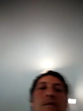gigolopez1 online show from 04/08/26, 01:56