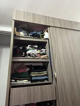 karla nill online show from 03/25/26, 06:29