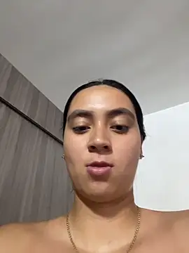 karla nill online show from 03/31/26, 06:54