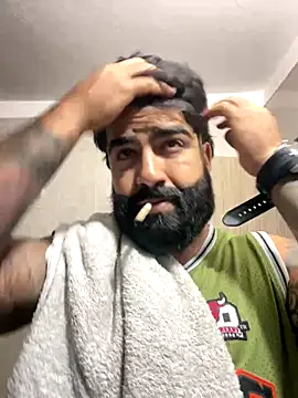 Lyon vach online show from 10/29/25, 12:20