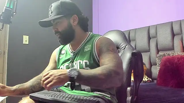 Lyon vach online show from 11/11/25, 05:41