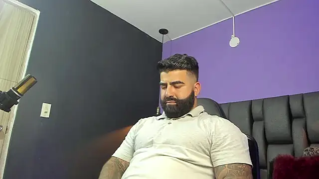 Lyon vach online show from 01/17/26, 04:16