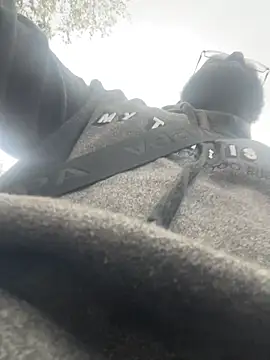 Lyon vach online show from 12/02/25, 01:46