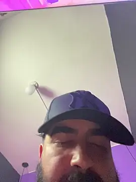 Lyon vach online show from 11/26/25, 08:20