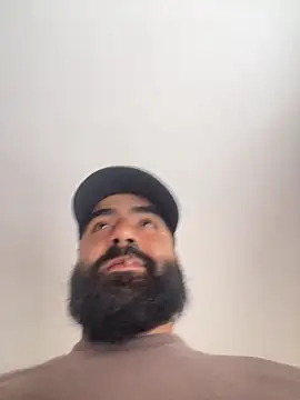 Lyon vach online show from 11/05/25, 04:21