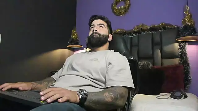 Lyon vach online show from 12/17/25, 09:42