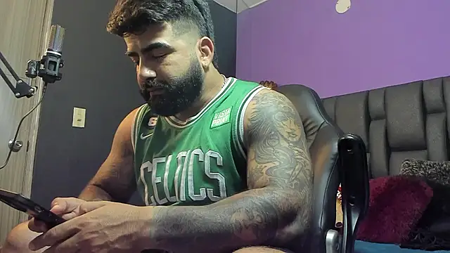 Lyon vach online show from 02/17/26, 01:58