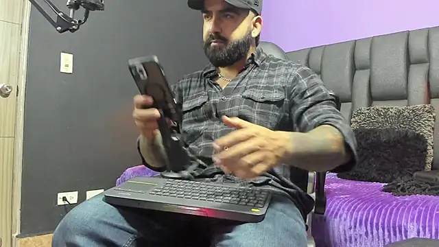 Lyon vach online show from 04/16/26, 02:01