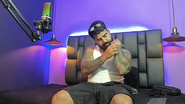 Lyon vach online show from 02/22/26, 09:49