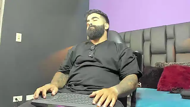 Lyon vach online show from 02/11/26, 03:06