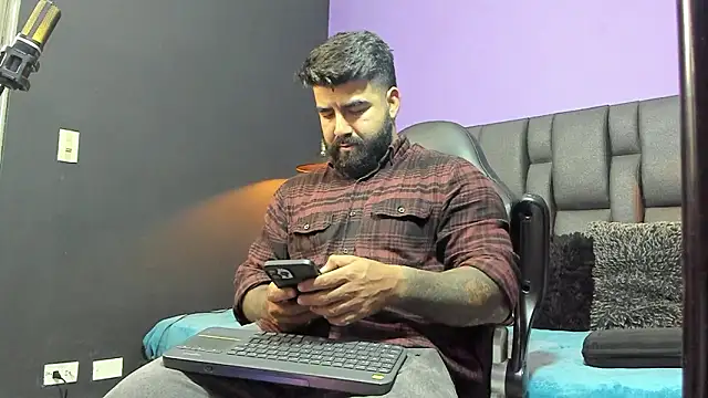 Lyon vach online show from 03/12/26, 02:06