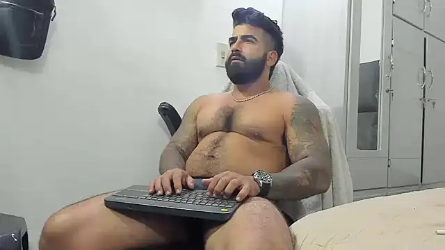 Snapshot of Lyon_vach chatting on 02/07/25, 06:45 Lyon vach online show from 02/07/25, 06:45