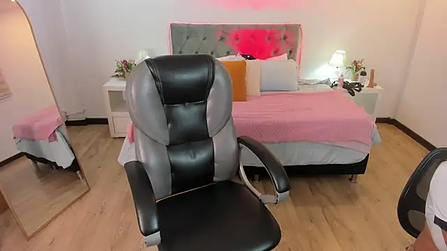 Icysweetcam online show from 05/24/26, 11:54