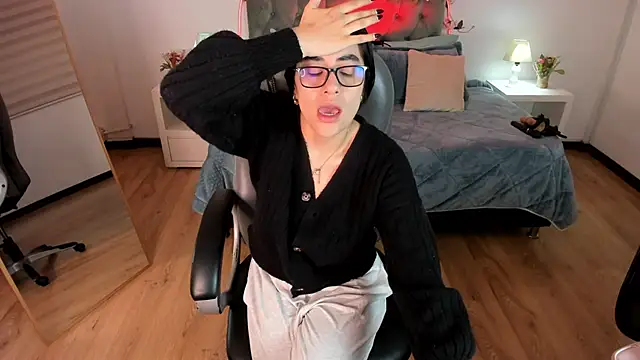 Icysweetcam online show from 05/01/26, 11:37