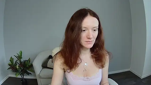 Snapshot of BarbaraStily chatting on 07/18/26, 12:36 BarbaraStily online show from 07/18/26, 12:36