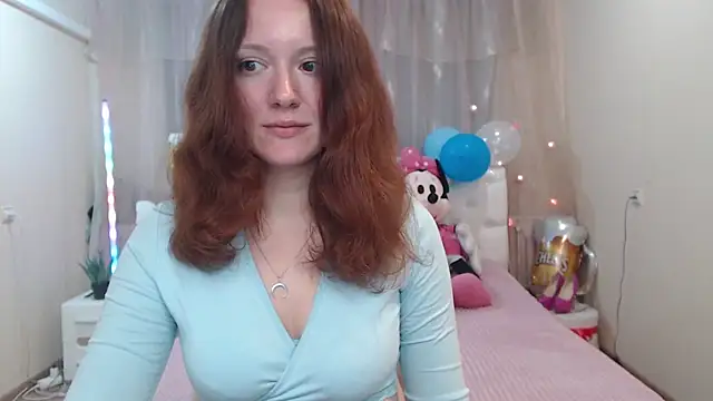 Snapshot of BarbaraStily chatting on 09/19/25, 08:07 BarbaraStily online show from 09/19/25, 08:07