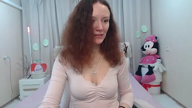 Snapshot of BarbaraStily chatting on 04/02/26, 08:10 BarbaraStily online show from 04/02/26, 08:10
