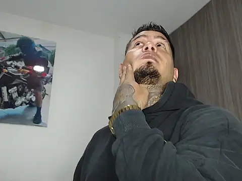 sr fuerte online show from 04/21/26, 03:57