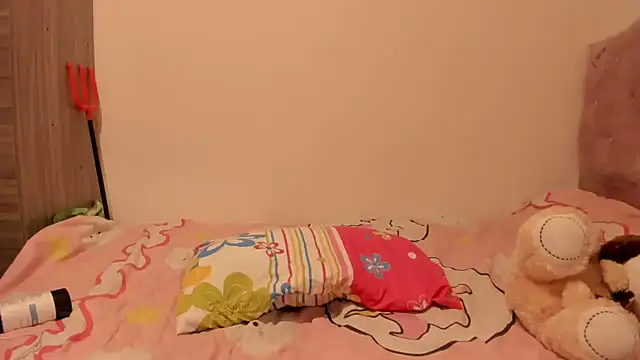 Catherine tabarezx online show from 03/19/26, 11:43