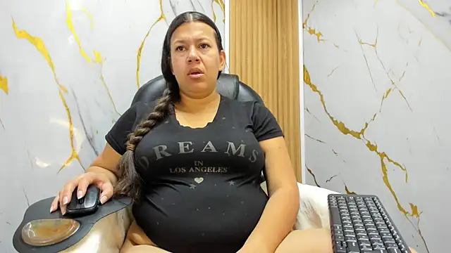 Catherine tabarezx online show from 03/10/26, 12:09