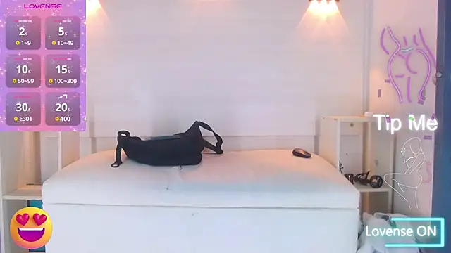 Snapshot of Molly_Spears chatting on 03/22/25, 11:42 Molly Spears online show from 03/22/25, 11:42