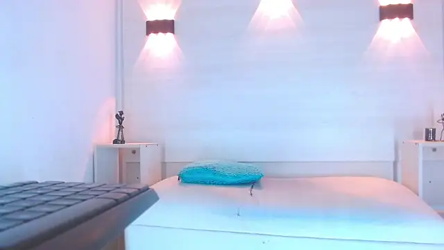 Snapshot of Molly_Spears chatting on 02/27/25, 11:50 Molly Spears online show from 02/27/25, 11:50