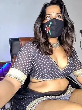 Black-Pearll online show from 03/18/25, 06:17