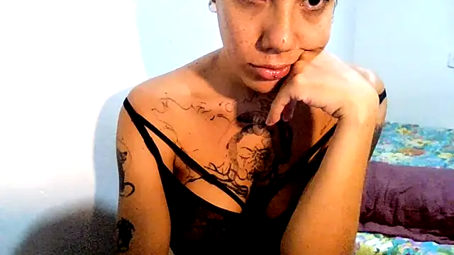 Submersidollx online show from 04/15/26, 01:48