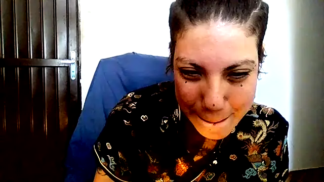 Submersidollx online show from 04/21/26, 02:01