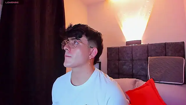 nolan twink1 online show from 10/08/25, 02:24