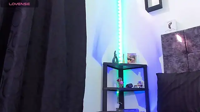 nolan twink1 online show from 04/15/26, 07:58