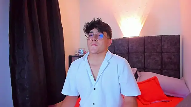 nolan twink1 online show from 10/06/25, 11:38