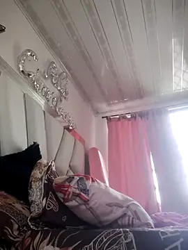 LaurenWelly  online show from 11/27/25, 08:09