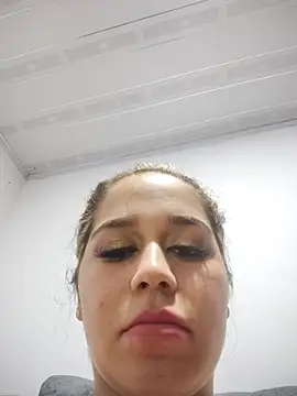 LaurenWelly  online show from 10/31/25, 10:01