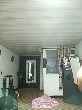 LaurenWelly  online show from 11/24/25, 09:53