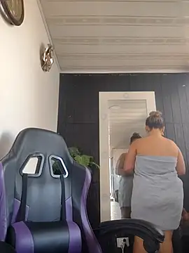 LaurenWelly  online show from 03/14/26, 09:10