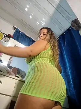 LaurenWelly  online show from 10/25/25, 09:04