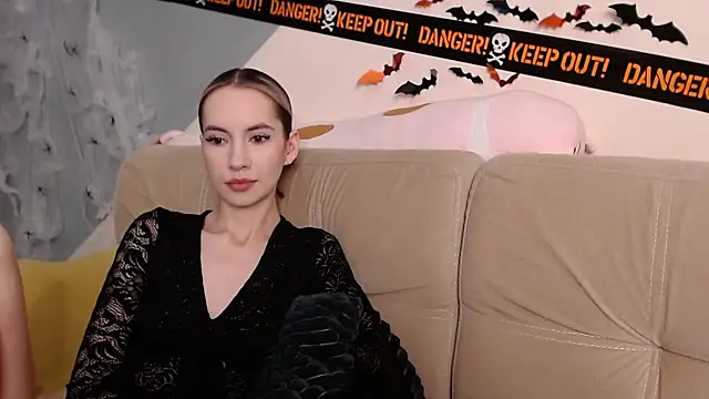 AmbrielHailey online show from 11/04/25, 12:36