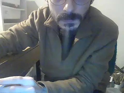 Snapshot of kallaviz chatting on 01/08/26, 04:46 kallaviz online show from 01/08/26, 04:46