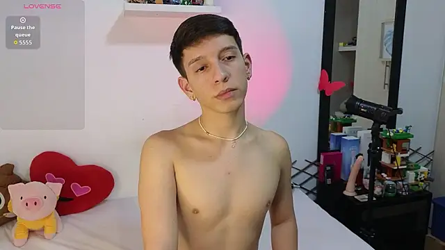 milky  boy  online show from 03/06/26, 09:54